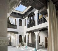 La Sultana- Exterior